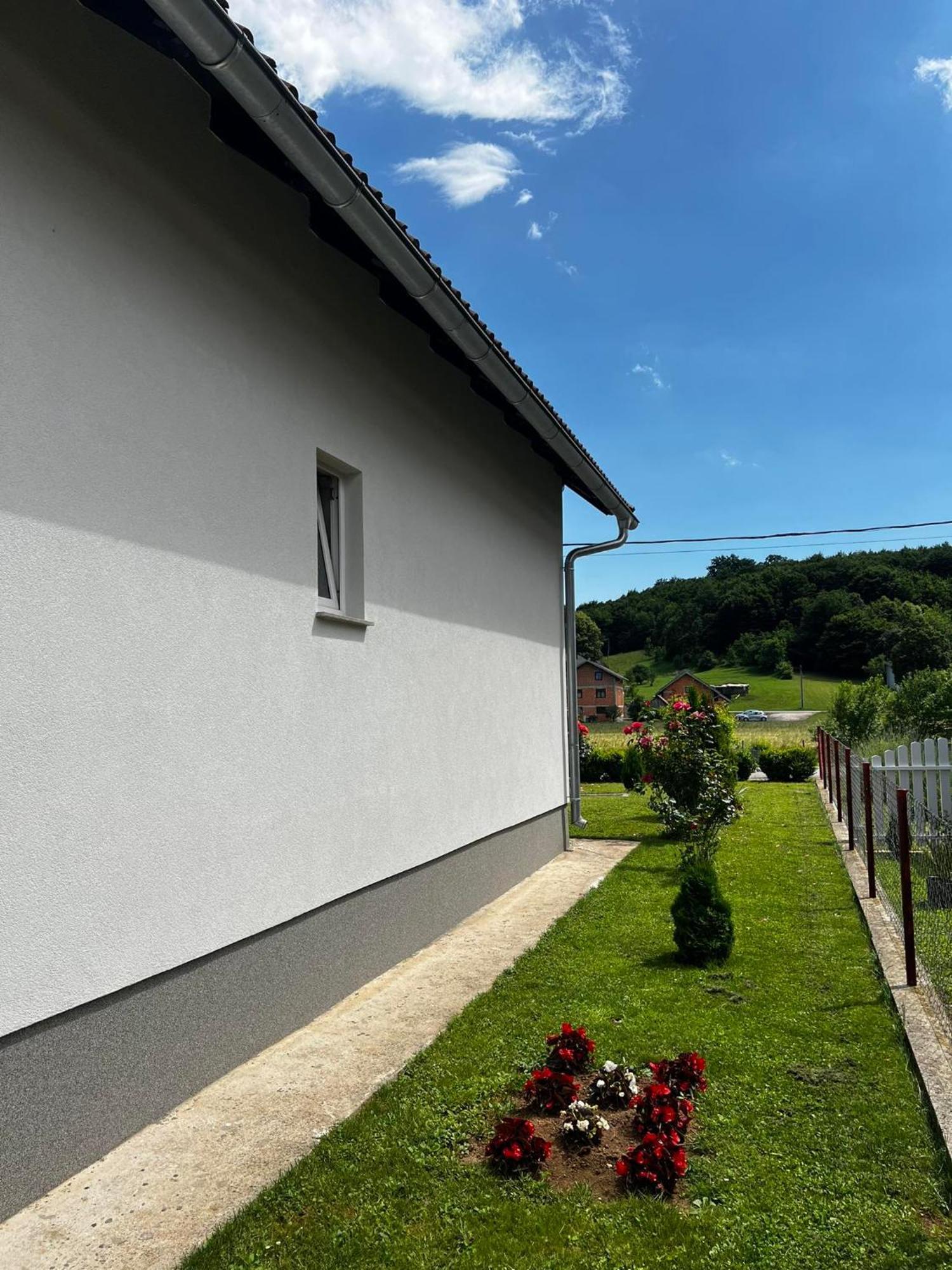Apartman Matej Lägenhet Otočac Exteriör bild